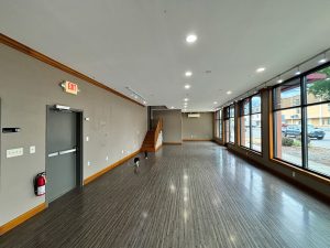 1070 Broadway St NE - Updated Photos-05