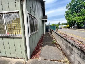 1105-14th-St-SE-07