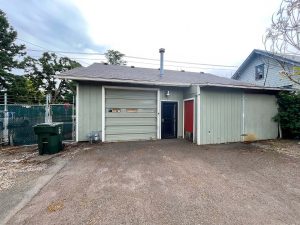 1105-14th-St-SE-09