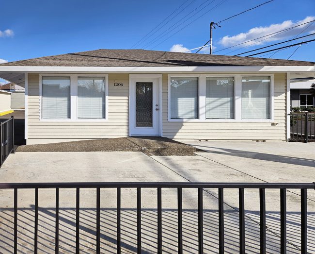 1206-Adams-St-NE-McMinnville-OR-97128