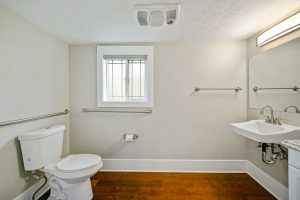 1875 Liberty St NE 15