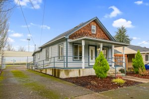 1875 Liberty St NE 3