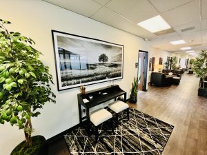 1900 Hines-Suites-Common-IMG_4553