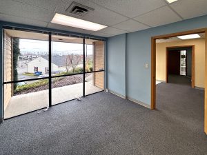 21 Oaks Suite 120_10