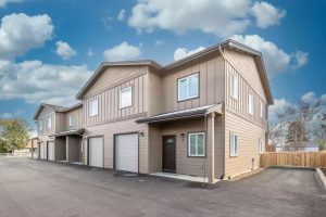 2141-19th-st-sw-redmond_04 Featured