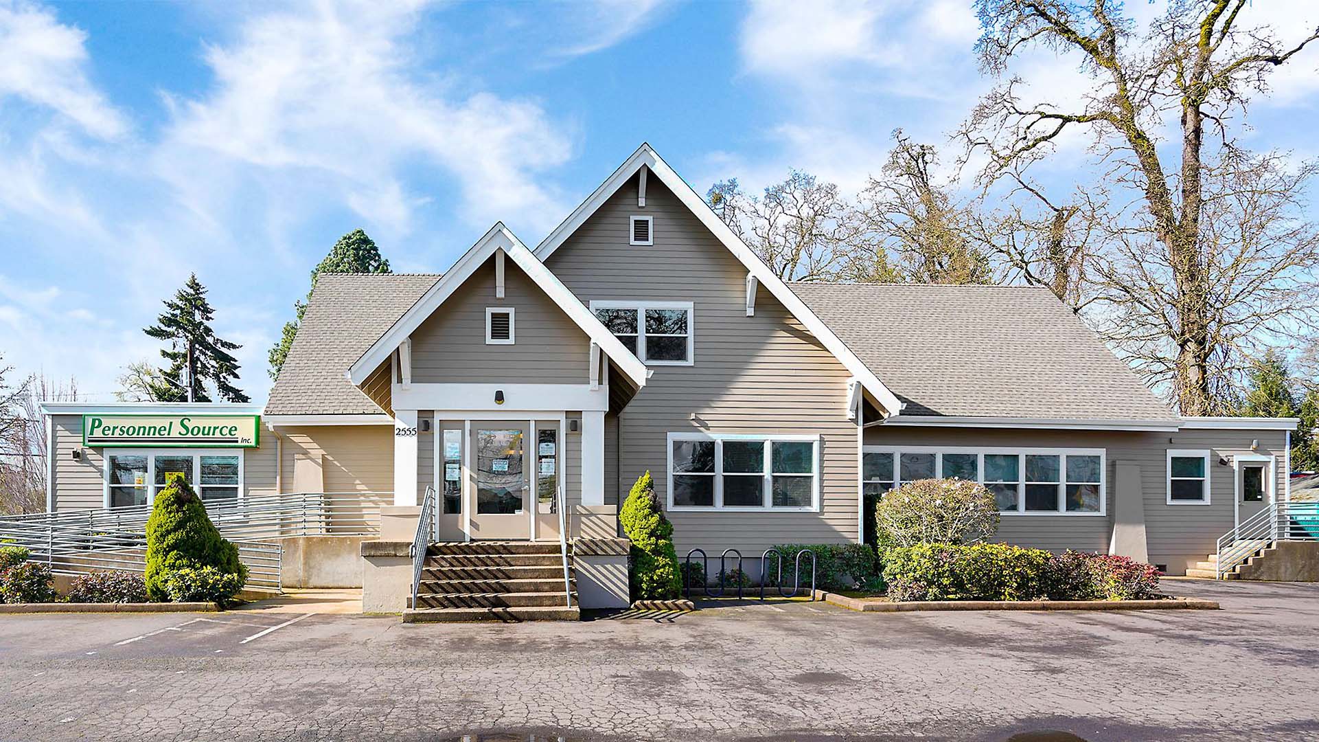 SMI REal Estate - 2555 Silverton Rd NE, Salem, OR 97301