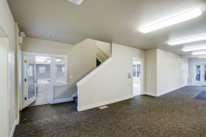 2555-Silverton-Rd-NE-05