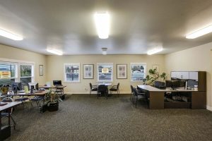 2555-Silverton-Rd-NE-09