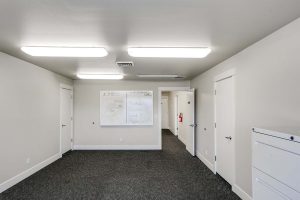 2555-Silverton-Rd-NE-21