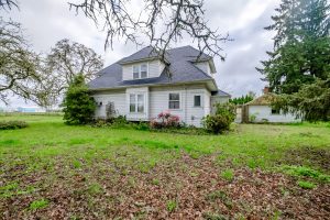 34111-hwy-99e-tangent-03