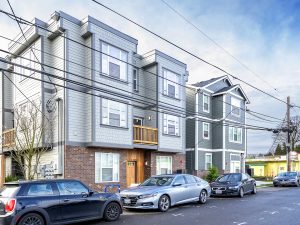 436 Stafford St NE Portland OR 97211_01