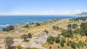 492-Machi-Rd-Whitethorn-CA-4