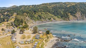 492-Machi-Rd-Whitethorn-CA-6