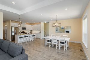 552 NE Dogwood St-11_1