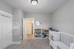 552 NE Dogwood St-19_1