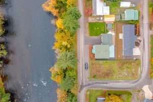 713 NW 7th Pl Mill City 03