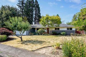 916 Moneda Ave N-2