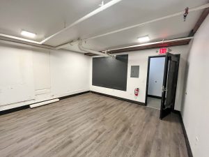 PGE-YEATER-B80-Interior-Photos-3