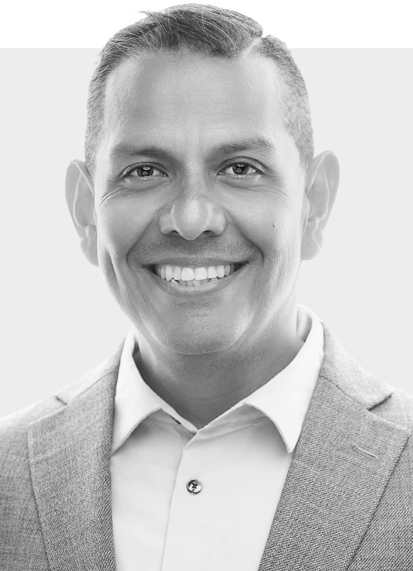 SMI Real Estate Broker Angel Cabrera